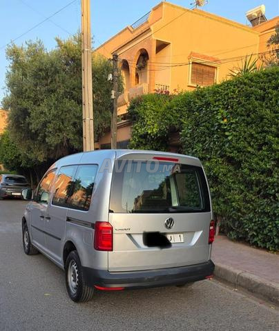 Volkswagen Caddy Diesel Manuelle 2021 à Marrakech - 2