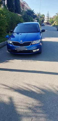 Skoda Spaceback bleue à vendre
