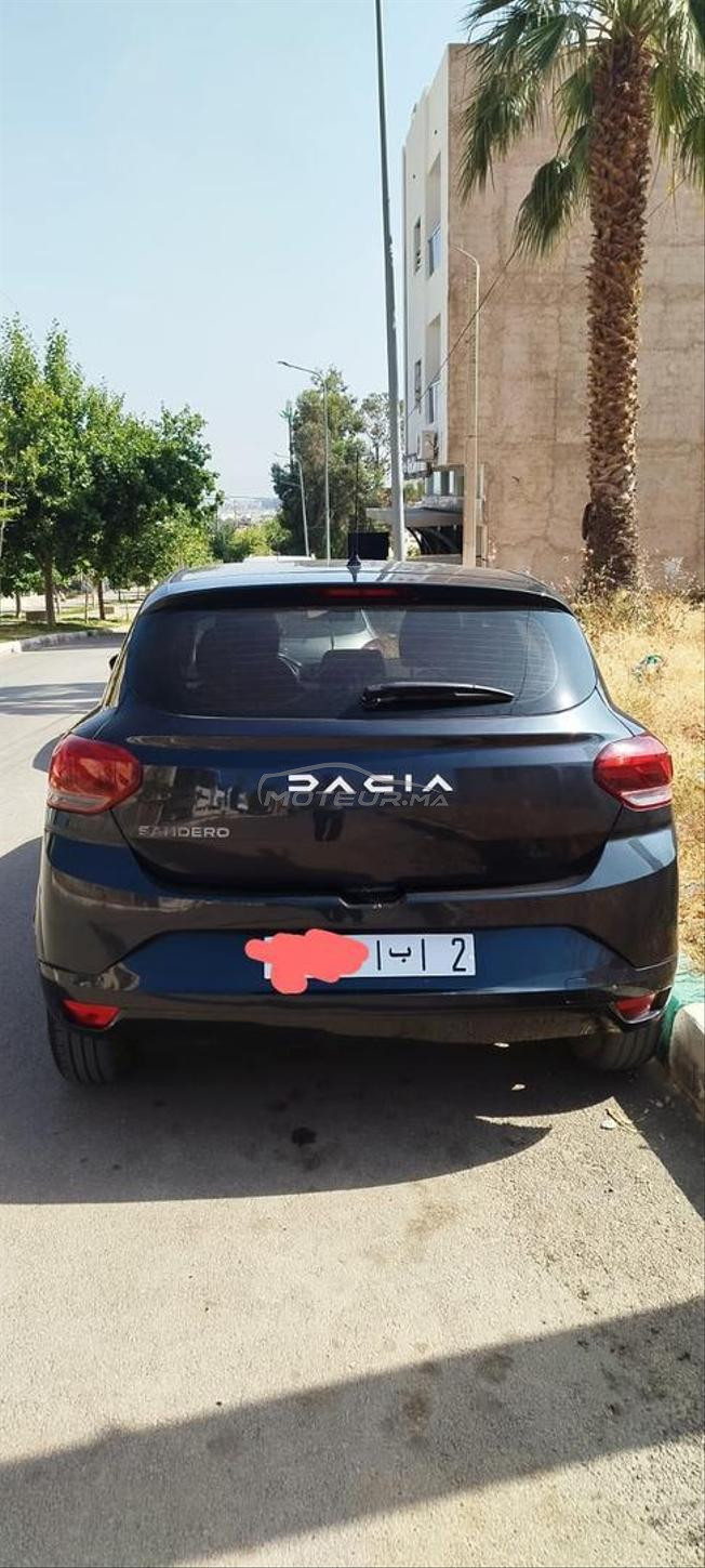 سيارة للبيع
