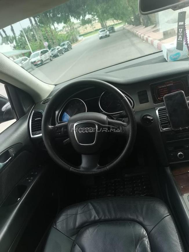 Audi Q7 lilbay3 n9iya bzaf model 2006 