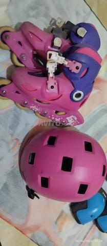 patin rose avec casque pour fille