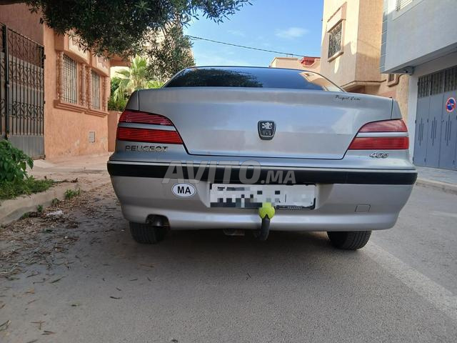 بيجو 406 ديزل يدوية 2000 في وجدة