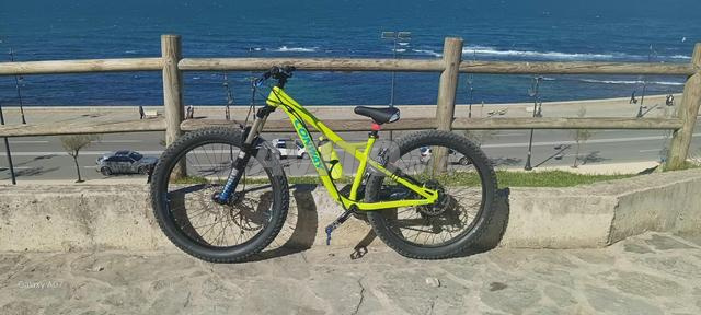 Vélo de course entièrement préparé