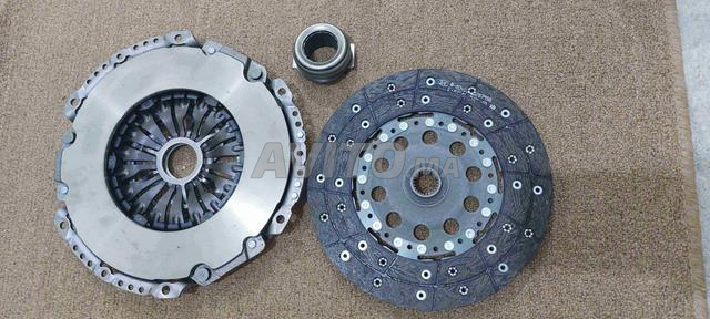 Kit d'embrayage mazda 3, 6 et CX5 neuf et Original - 2