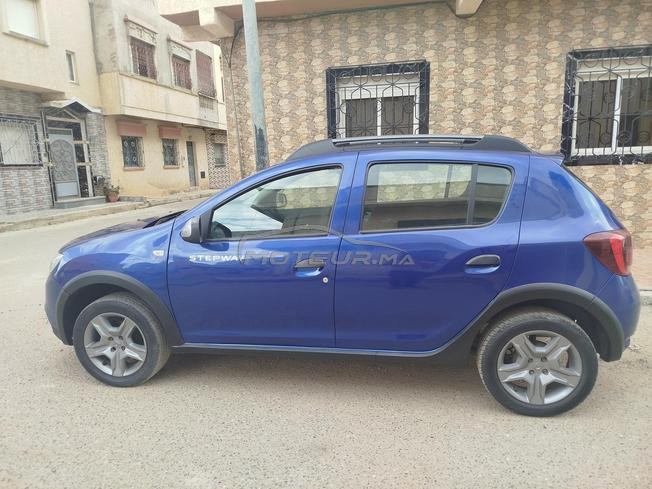 voiture en très bonne état garantie 1 mois 