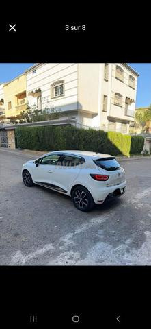 Renault Clio 4 automatique Modèle 2021 - 2