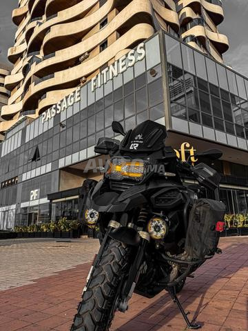 GS 1250 Adventure Triple Black تحت الضمان