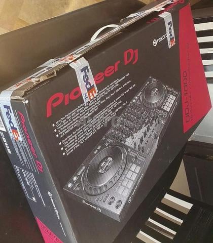 بيونير DDJ 1000، رخصة وغطاء - 2