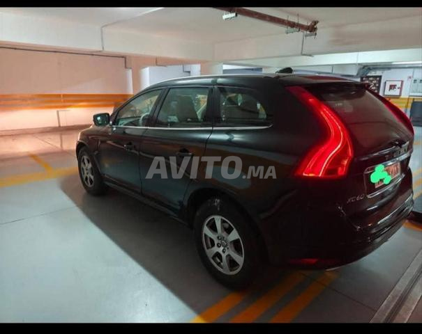 فولفو XC60 ديزل أوتوماتيك - 2