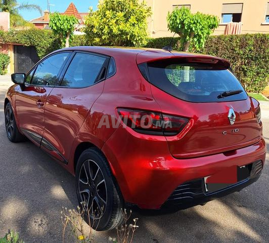 Renault Clio 4 intense 🇫🇷🇲🇦 - 2