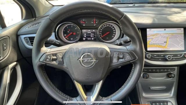 Opel Astra 2017 - 2