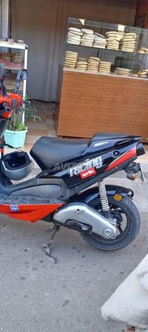 Aprilia moto