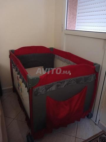 Lit de bébé à vendre