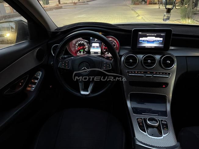 c220 model 2014 emporté neuf en excellente état 