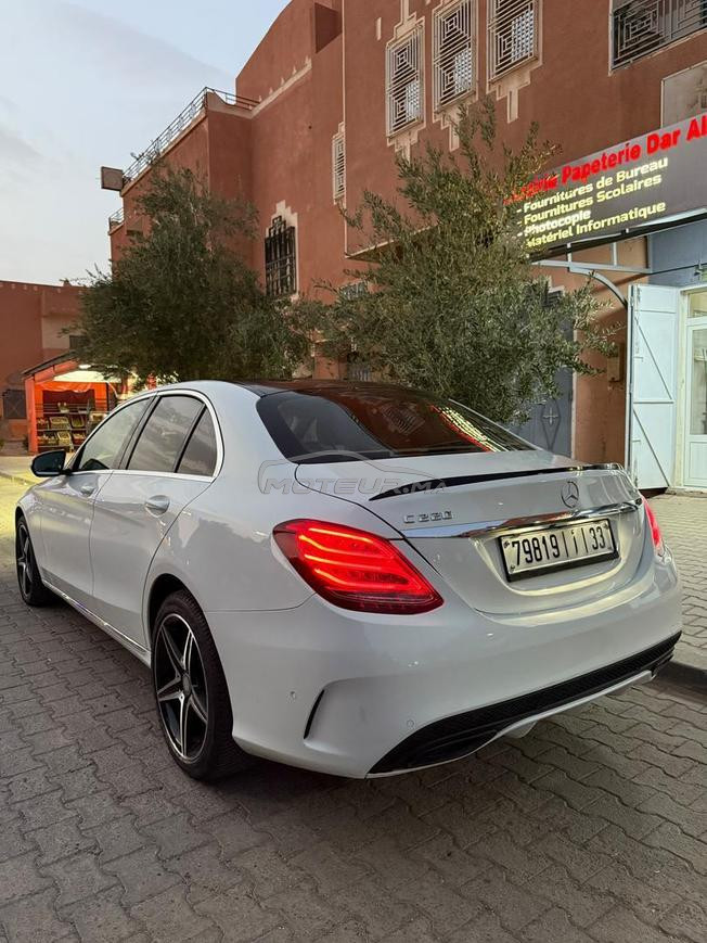 c220 model 2014 emporté neuf en excellente état 