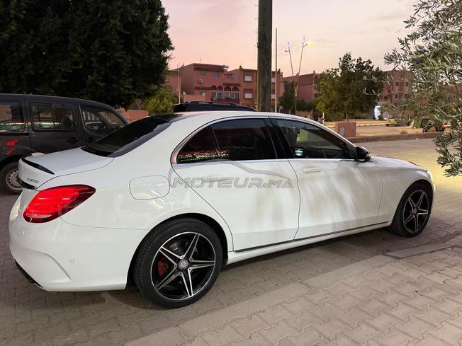 c220 model 2014 emporté neuf en excellente état 