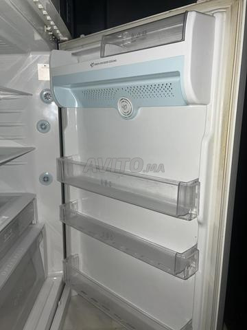Réfrigérateur LG avec congélateur. - 2