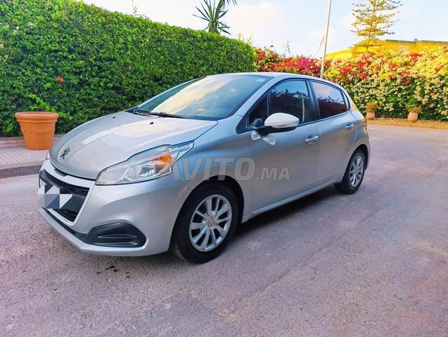 Peugeot 208//2016 - 2