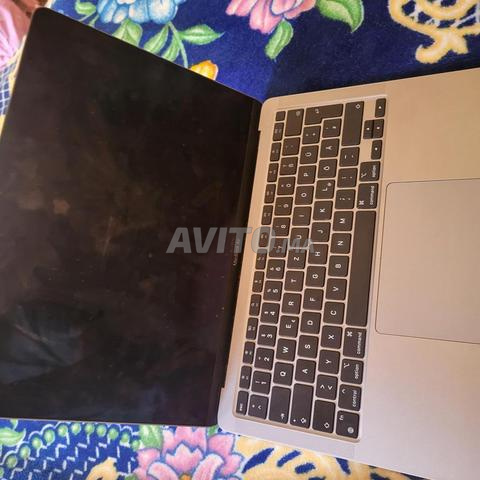 Mac Book Air - 2