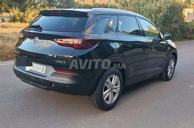 Opel Grandland X - 2
