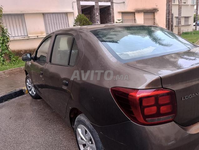 Dacia Logan Diesel Manuelle 2019 à Tanger - 2