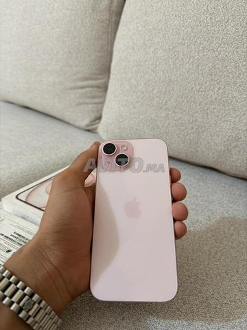 iPhone 15 normal rose - 2