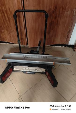 Porte moto jusqu'à 80 kg ou pour deux vélos