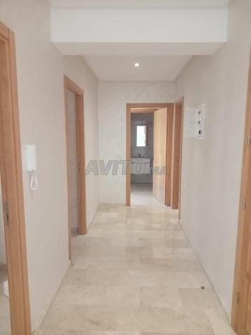 Appartement à louer 80m² à Victoria Bouskoura - 2