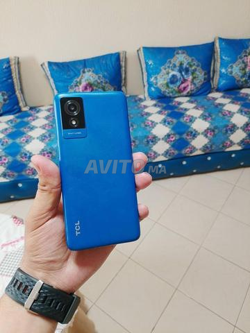 Alcatel 32 جيجا 2 رام 430 ما زال جديد أندرويد 14