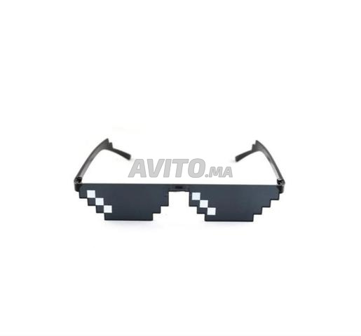 Lunettes pixelisées stylées