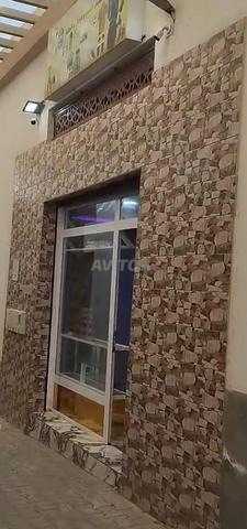 محل صغير للبيع - 2