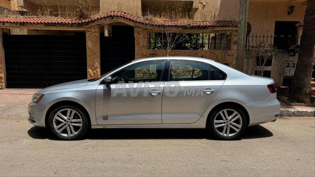 Volkswagen Jetta Diesel Manuelle 2019 à Temara - 2