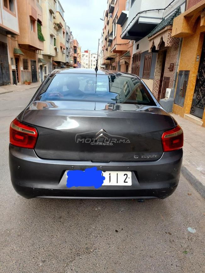 ma voiture avec carte grise à vendre