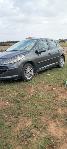 Peugeot 207 - 2