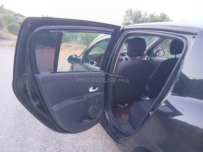 Renault Clio Essence Manuelle 2012 à Taounate
