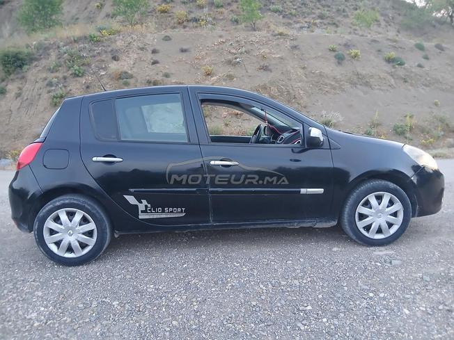 Renault Clio Essence Manuelle 2012 à Taounate