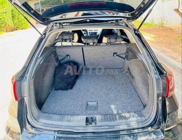 Seat Arona Diesel Manuelle 2022 à Casablanca - 2