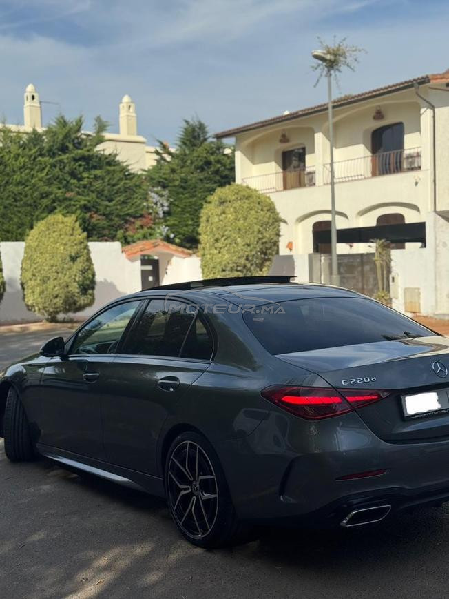 Mercedes-Benz 220 Diesel Automatique 2022 à Rabat