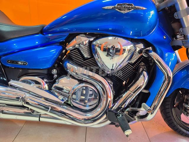 Suzuki Boulevard - 2