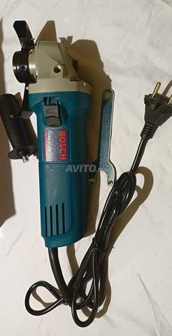 Nouvelle meuleuse Bosch 780 Watt 3,9 A 11000 tr/min - 2