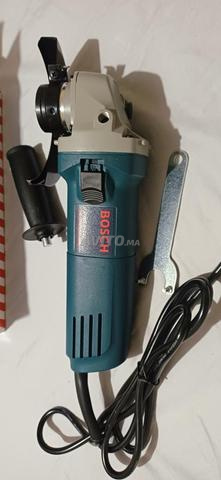 Nouvelle meuleuse Bosch 780 Watt 3,9 A 11000 tr/min