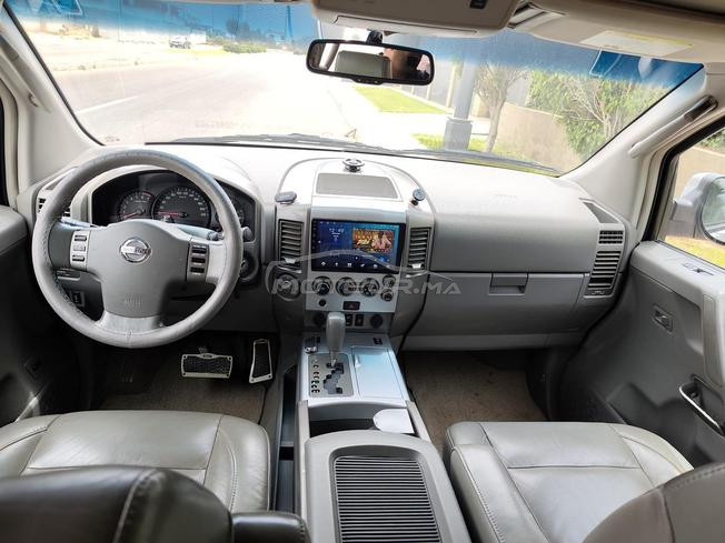 Nissan Armada 5.6 V8 essence 