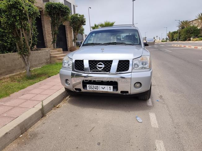 Nissan Armada 5.6 V8 essence 