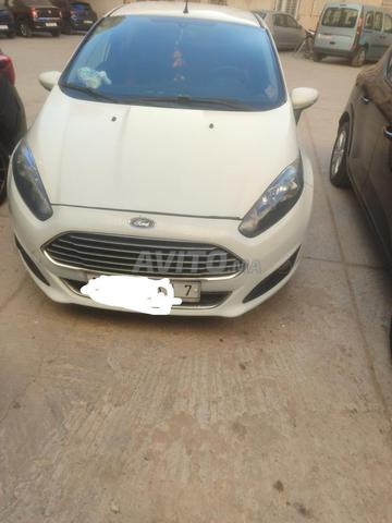 Ford Fiesta Diesel Manuelle 2016 à Salé - 2
