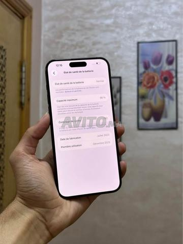iPhone 15 Pro Max 512/86 jamais ouvert - 2