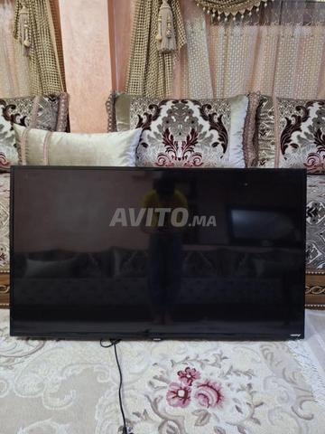 TV Samsung 48" et Android Box 4K (Pack Complet)