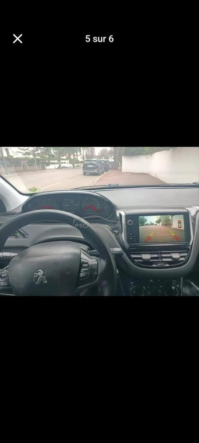 Peugeot 208 Diesel Manuelle 2014 à Rabat