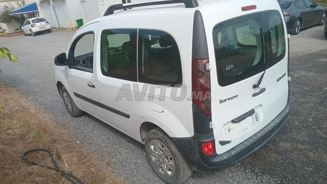 Voiture neuve - 2