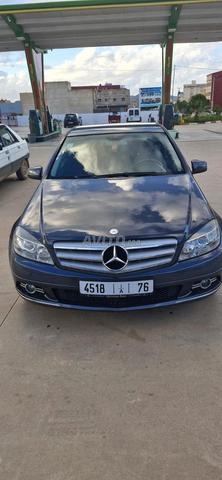 Mercedes Classe C220 W204 Diwana 2013 Très Propre