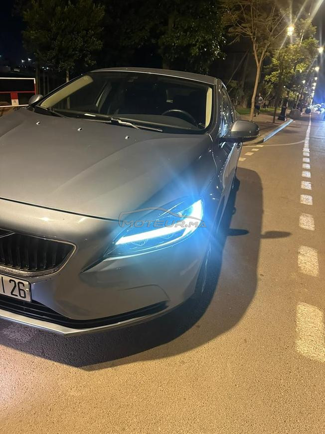 Volvo V40 Diesel Automatique 2019 à Marrakech
